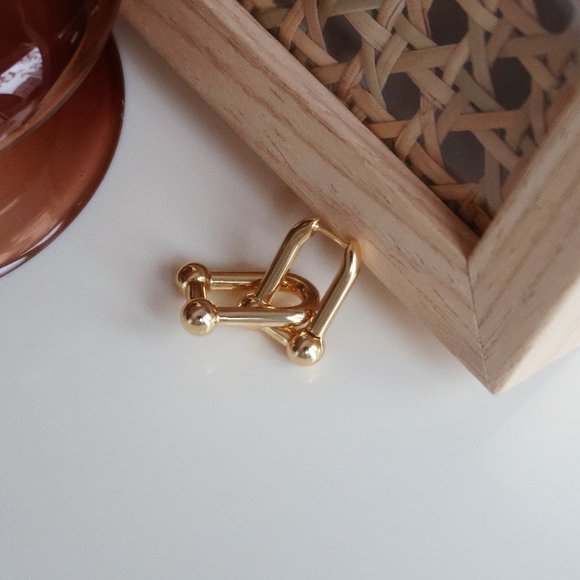 NEW 18K Gold Plated Chunky Link Earrings